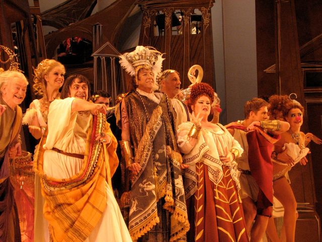 A Funny Thing Happened on the Way to the Forum Preview | Stage Whispers