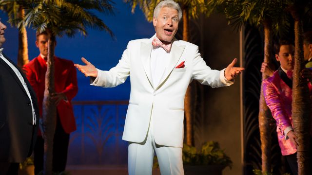 Dirty Rotten Scoundrels Extends