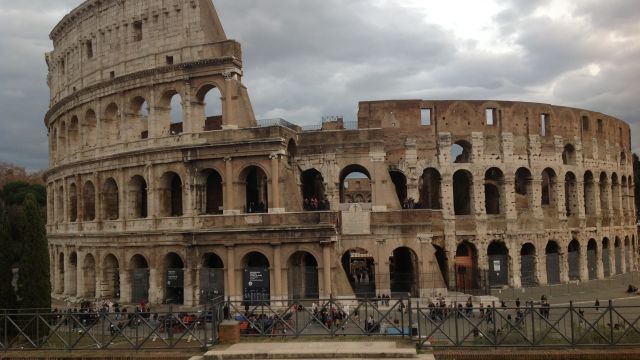 Theatrical Secrets of the Colosseum