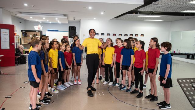 Paulini Meets the Young Sydney Cast of Joseph