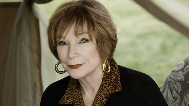 Shirley MacLaine To Tour