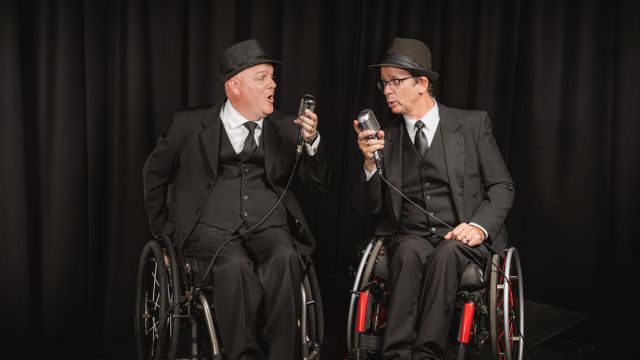 The Crooners: Swinging & Spinning