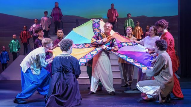 Joseph and the Amazing Technicolor Dreamcoat