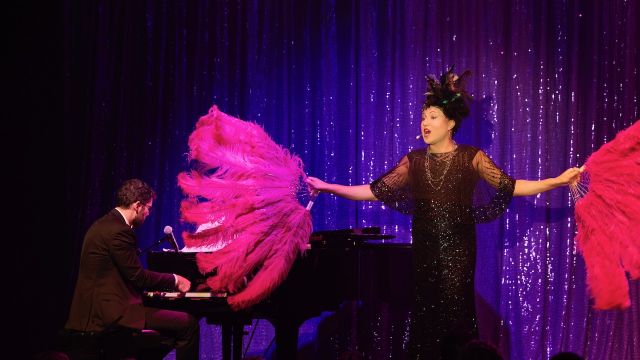 Follies Girl – Mama Alto