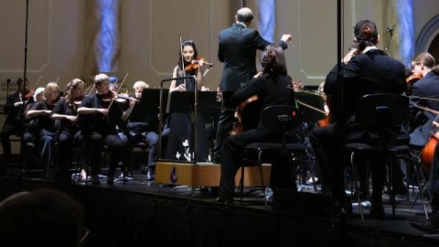 Symphony Series 6 - Shadows