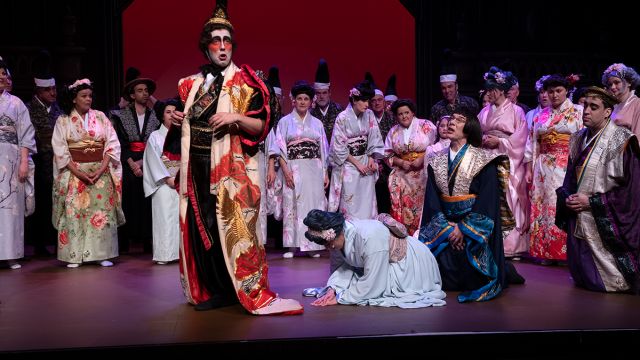 The Mikado - Theatre reviews