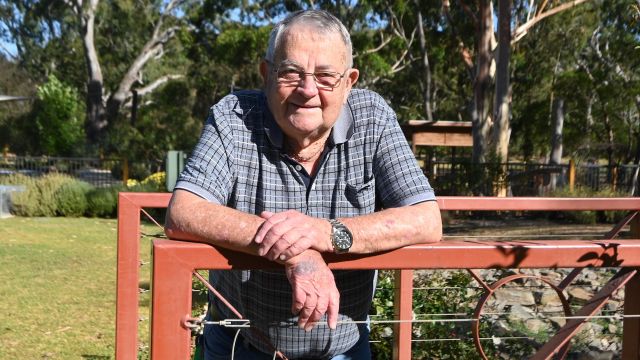 Bob Peet OAM
