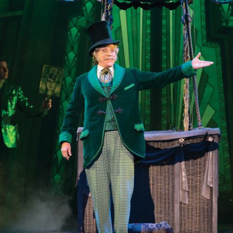 Anthony Warlow as The Wizard (c) Jeff  Busby
