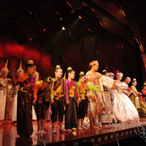 The King and I - Melbourne Opening - Bows