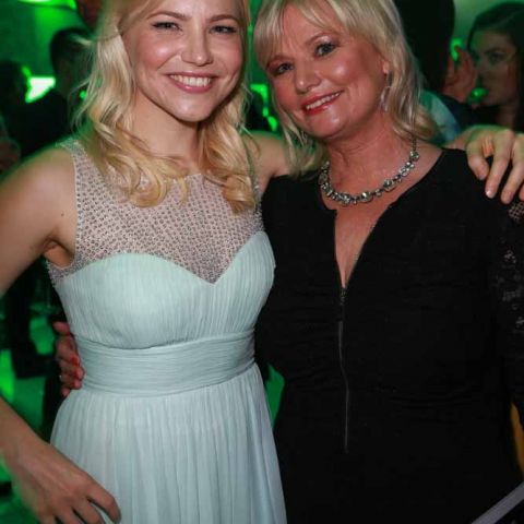 Suzie Mathers (Glinda) with her mother