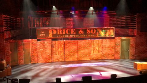 KINKY BOOTS - Set for hire